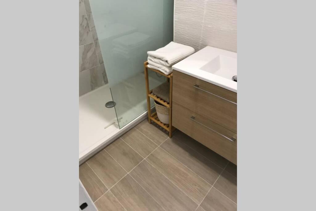 Serenidad - Appartement Cosy 50M2 Et Parking Châteauroux Екстериор снимка